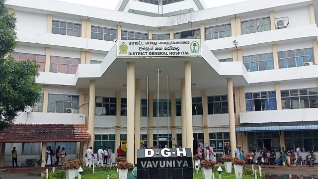 விபத்தில் சிக்கிய 19 வயது இளைஞனுக்கு வவுனியாவில் மறுவாழ்வு அளித்து மருத்துவக் குழுவினர் சாதனை!