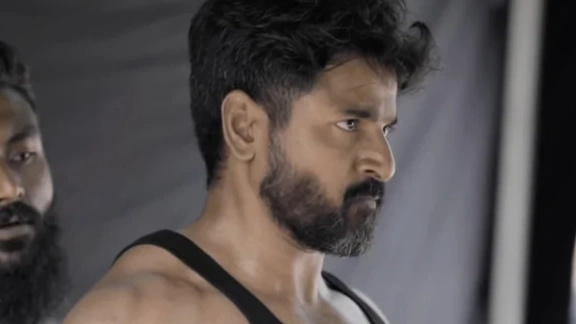Sivakarthikeyan-ன் அடுத்தடுத்த திரைப்படங்கள்: கைமாறிய Venkat Prabhu படம், உறுதியான A.R. Murugadoss கூட்டணி!