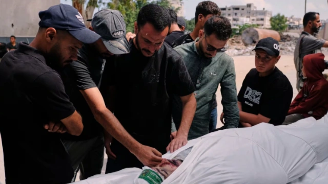 Gaza-வில் Israel நடத்திய வான்வழித் தாக்குதல்: Hamas அமைப்பின் புதிய ராணுவ தளபதி கொல்லப்பட்டார்