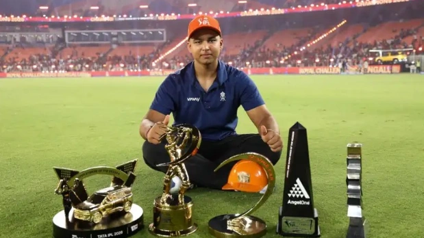 IPL 2026: விருதுகளையும் பரிசுகளையும் அள்ளிய Vaibhav Suryavanshi; காரை ஓட்ட 3 ஆண்டுகள் காத்திருக்கும் சுவாரஸ்யம்!