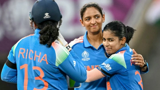 உலக மகளிர் கிரிக்கெட்டில் புதிய சகாப்தம்: அதிக போட்டிகளில் விளையாடி ஹர்மன்ப்ரீத் கவுர் உலக சாதனை!